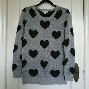 Forever 21 Fuzzy Heart Sweater Size Small